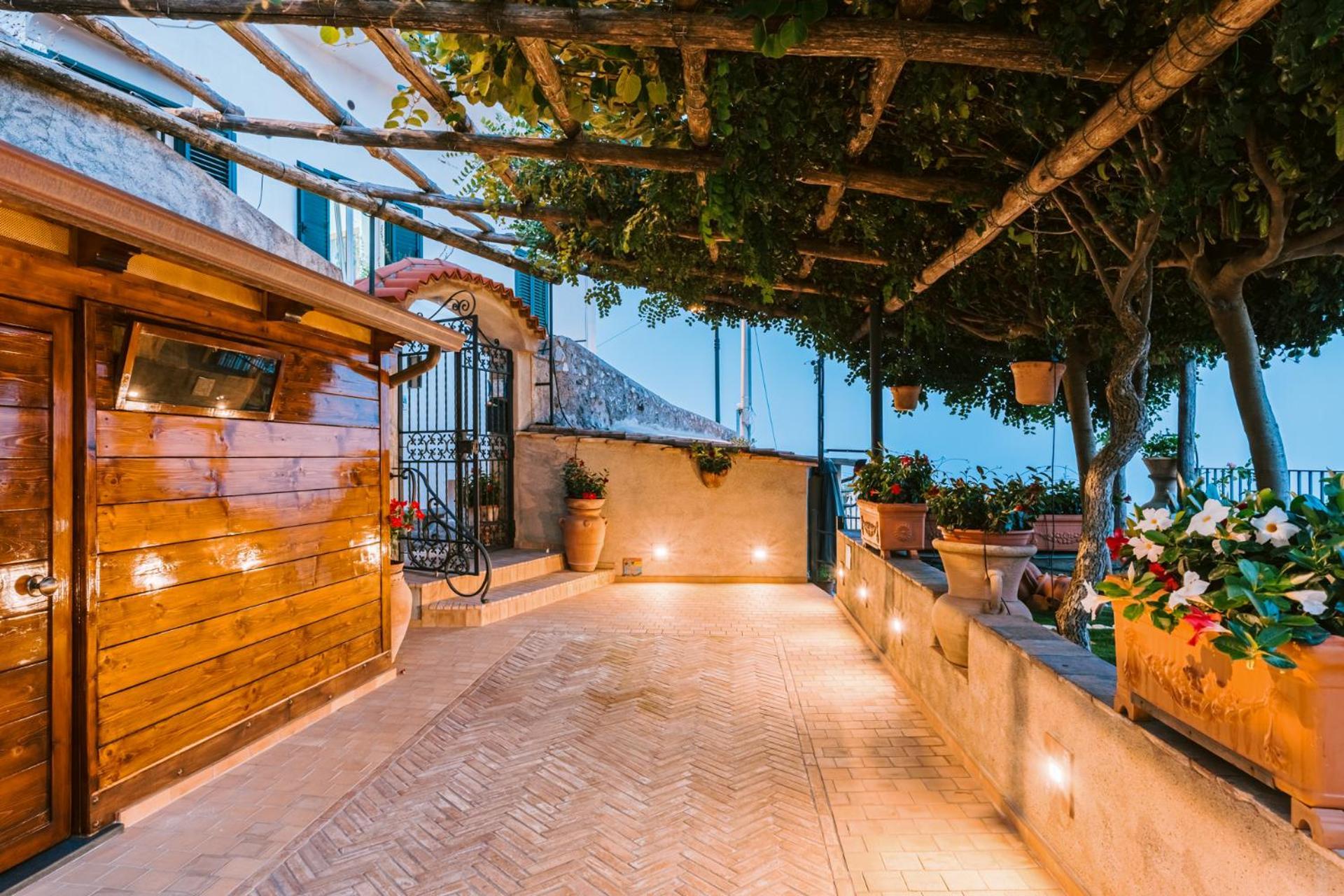 B&B Il Cortile ラヴェッロ エクステリア 写真