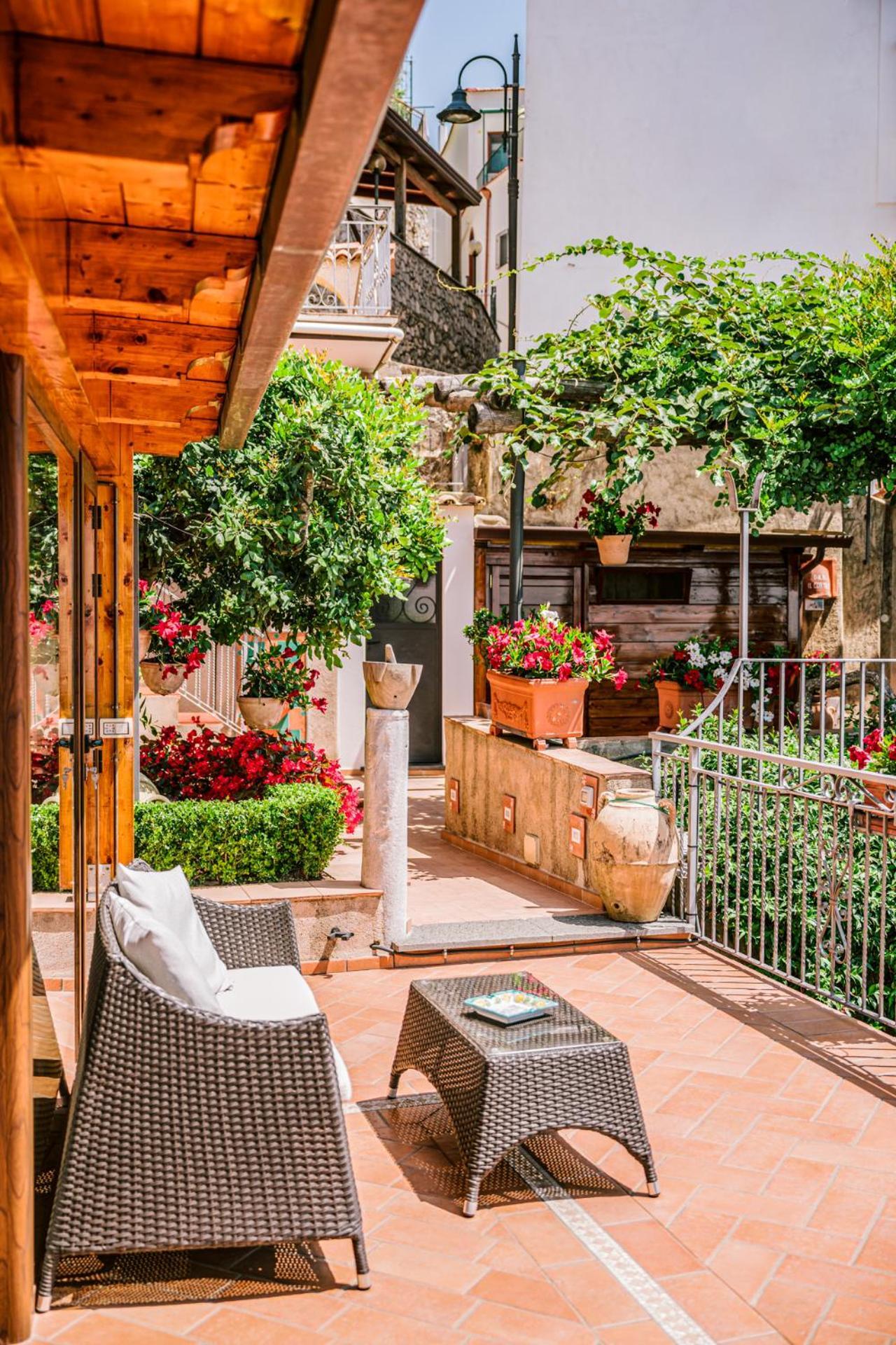 B&B Il Cortile ラヴェッロ エクステリア 写真