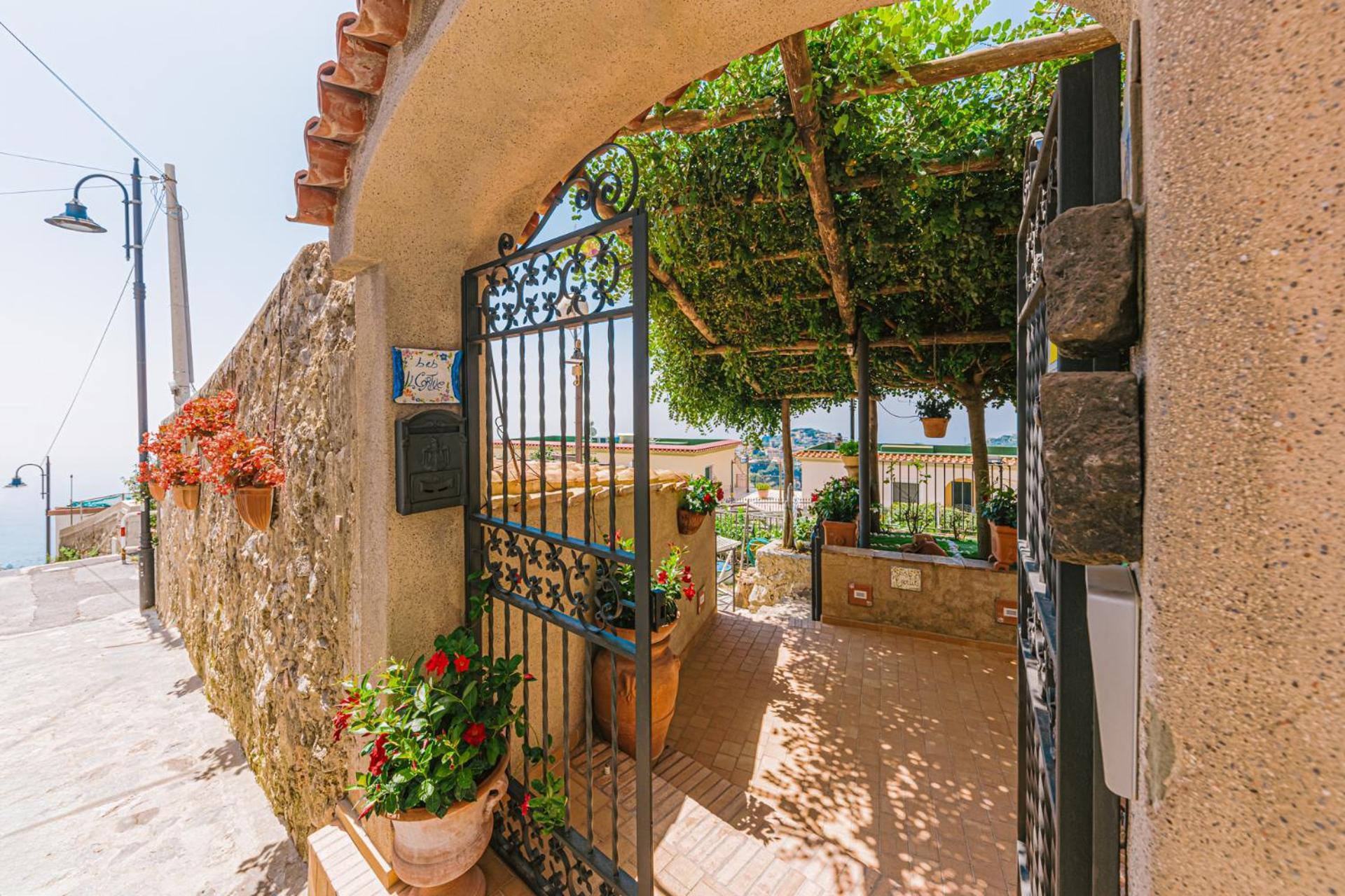 B&B Il Cortile ラヴェッロ エクステリア 写真